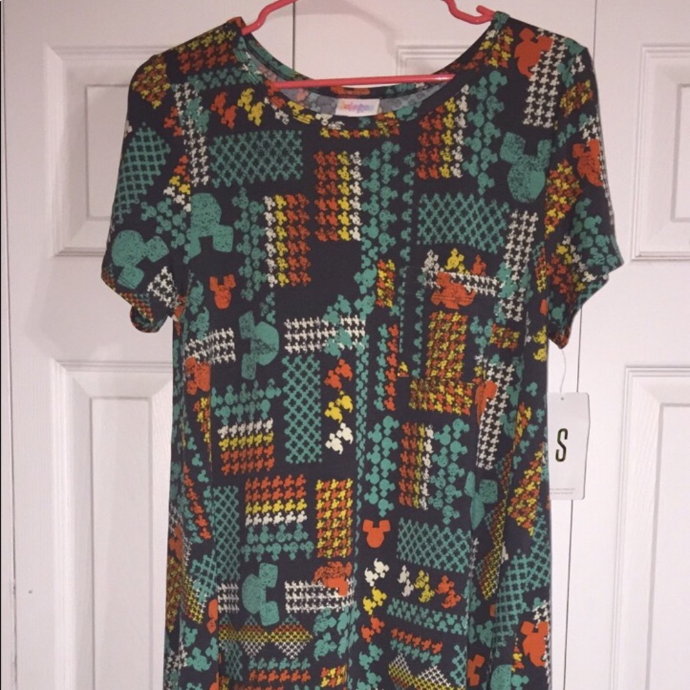 BNWT Disney Carly